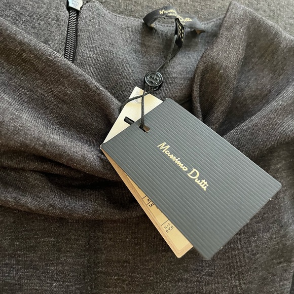 Massimo Dutti gray knit midi dress, size M - Picture 4 of 4